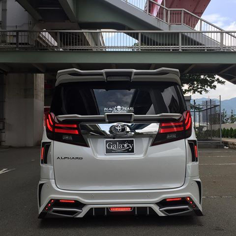 EPR-INT. 15 onwards Vellfire 30 series AH30 BPG Style rear spoiler