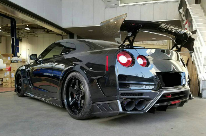 EPR-INT. R35 GTR 08-17 (17'Ver TS Style) Rear Fender Flares With Rear ...